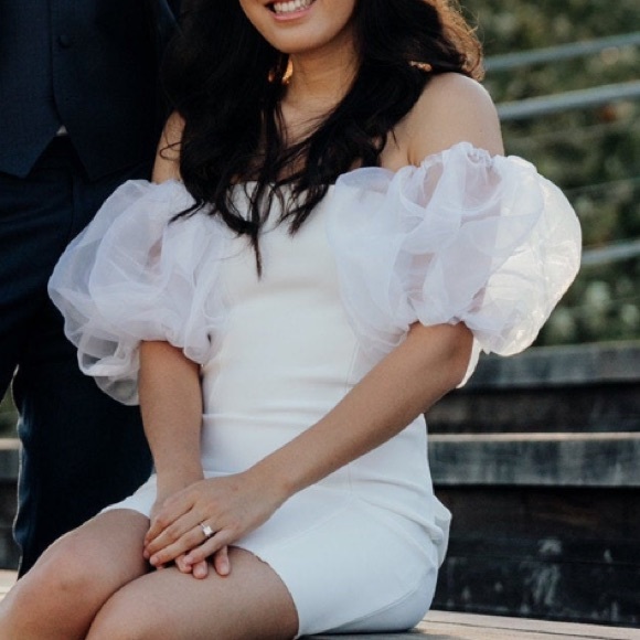 Organza Puff Sleeves BRAND NEW - Picture 1 of 4